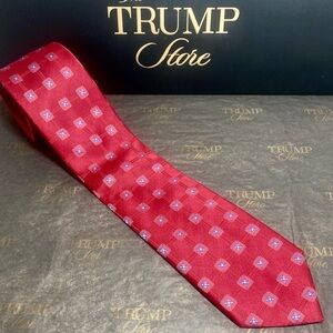 PRESIDENT DONALD J TRUMP Signature Collection Tie
